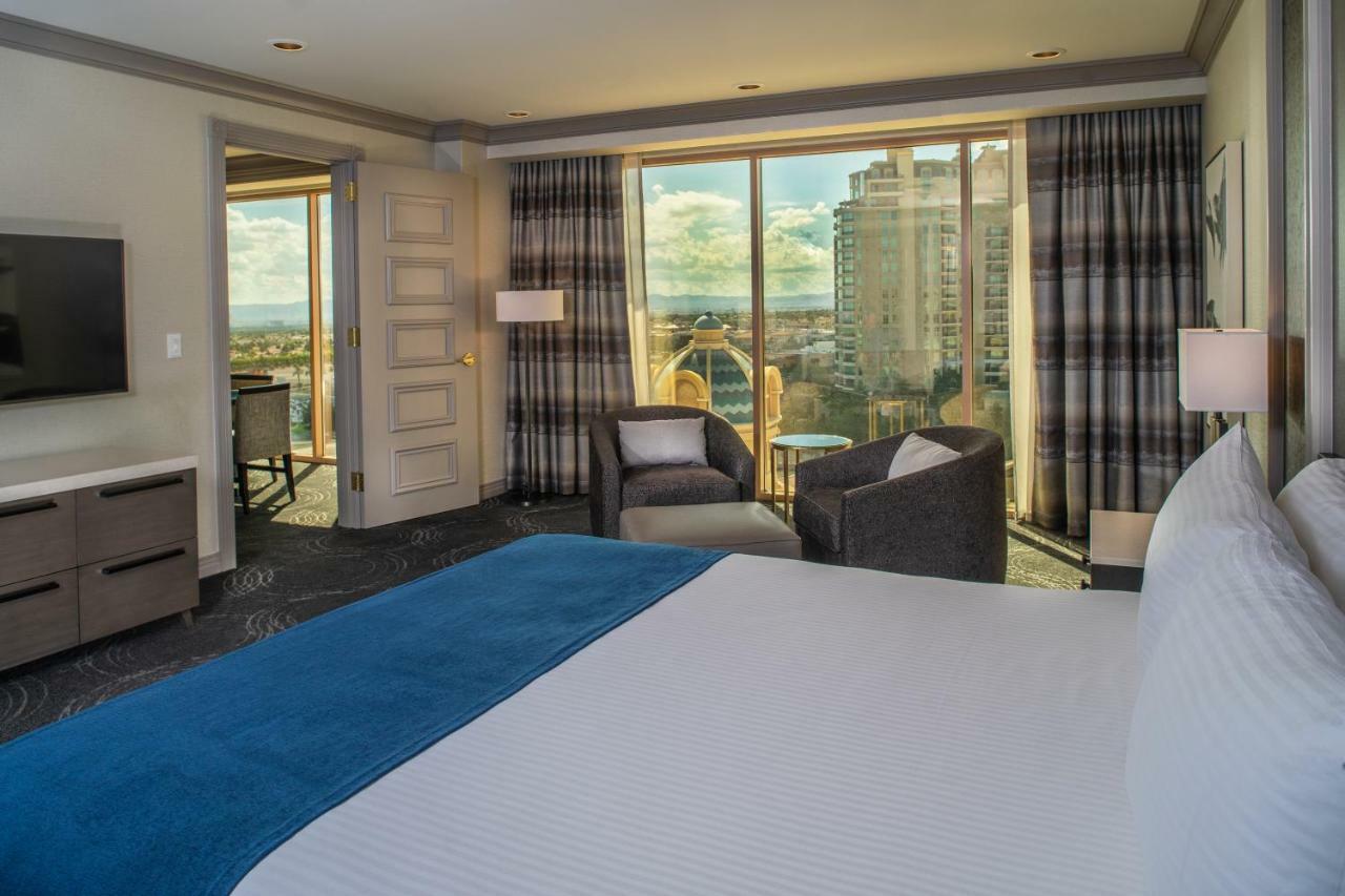 Suncoast Hotel And Casino Las Vegas Exterior foto